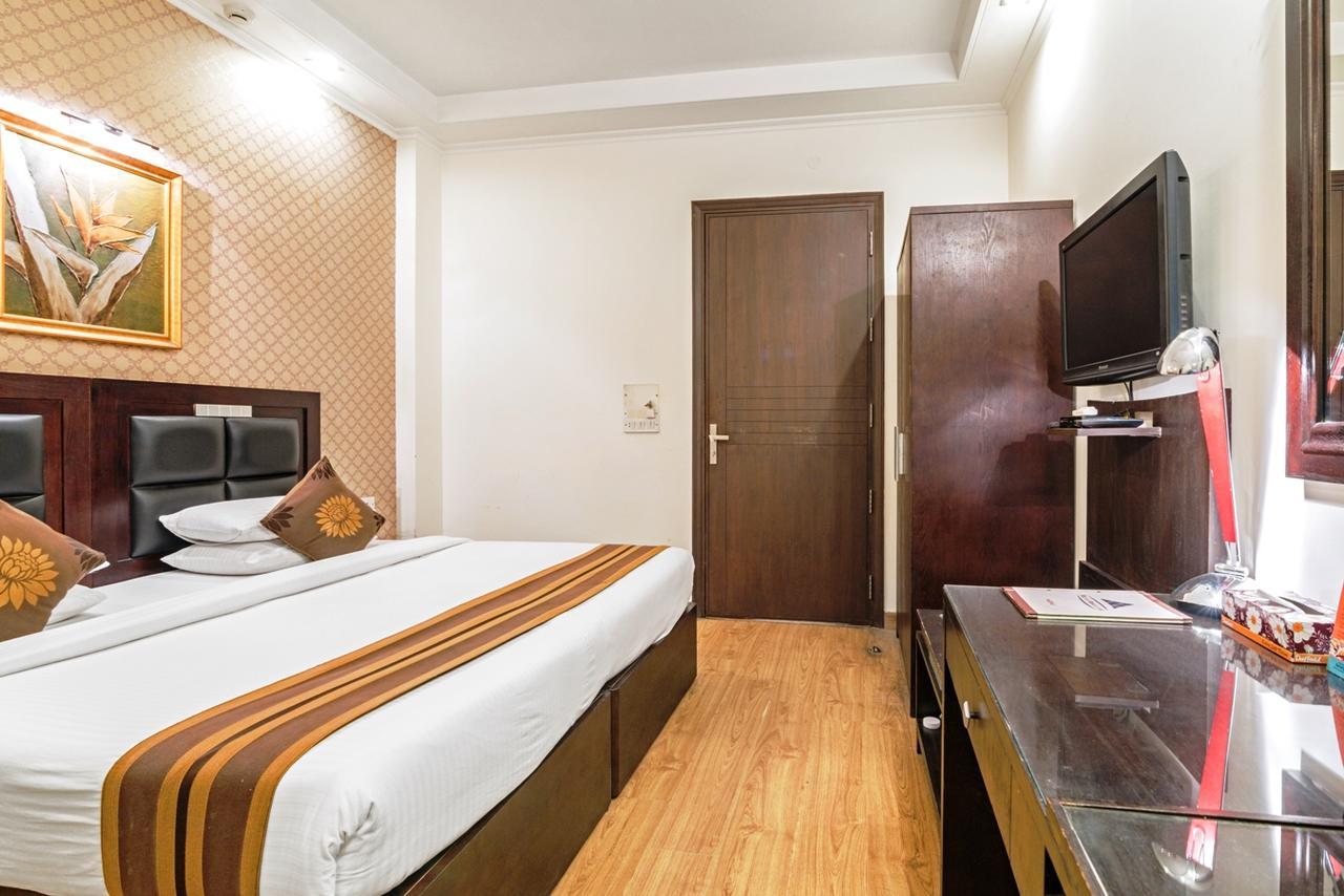 Royal Residence Mg Road غورغاون المظهر الخارجي الصورة