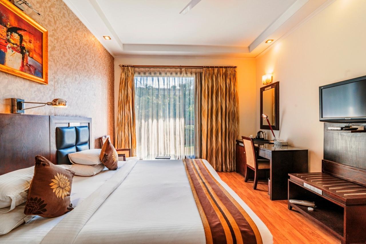 Royal Residence Mg Road غورغاون المظهر الخارجي الصورة