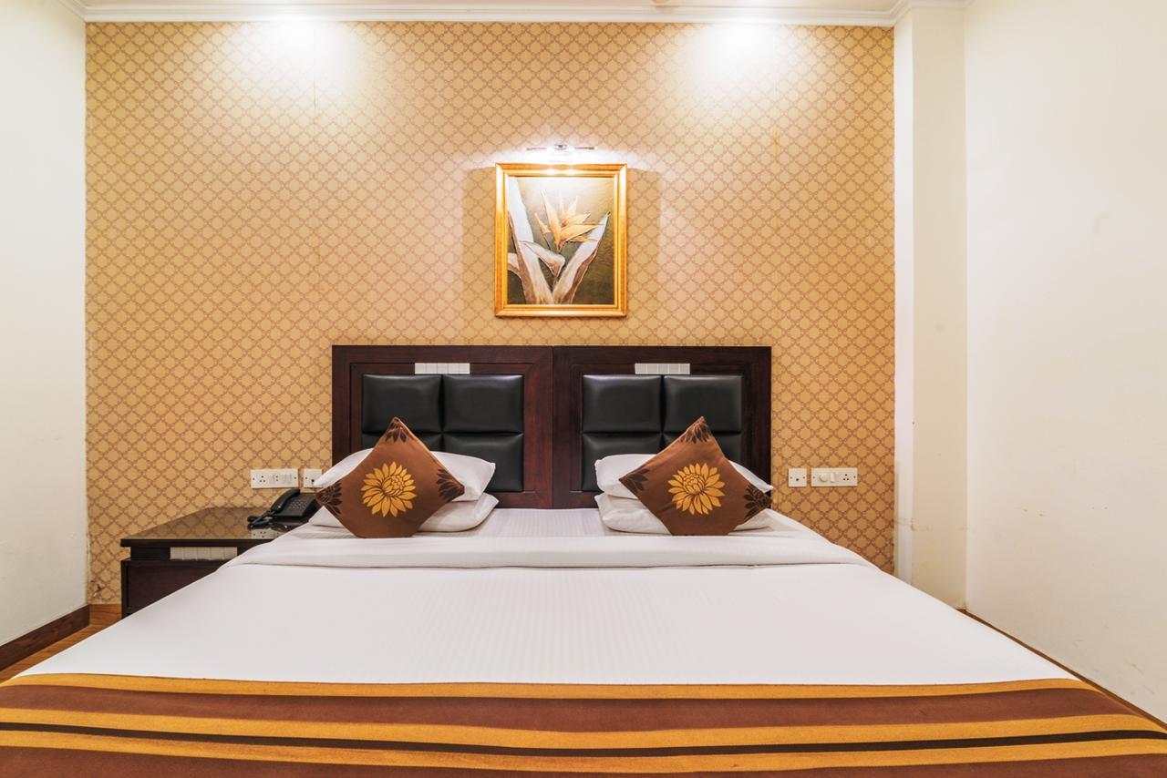 Royal Residence Mg Road غورغاون المظهر الخارجي الصورة